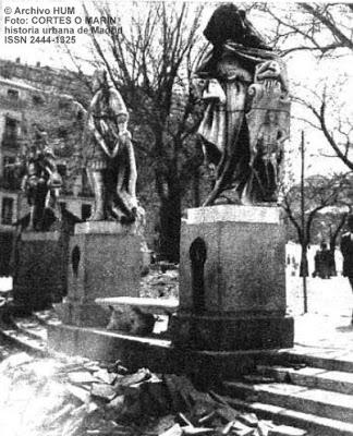 Fototeca. Las estatuas de la Plaza de Oriente