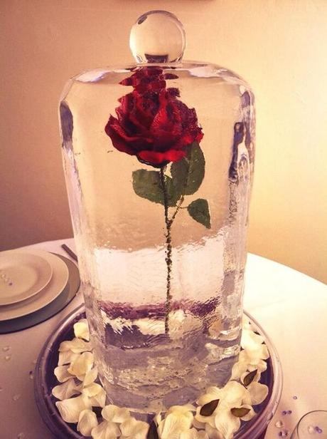 Center pieces from beauty and the beast...I feel like most of my sisters would be obsessed with this! Here you go guys: 