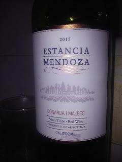 Estancia Mendoza Bornarda-Malbec 2015