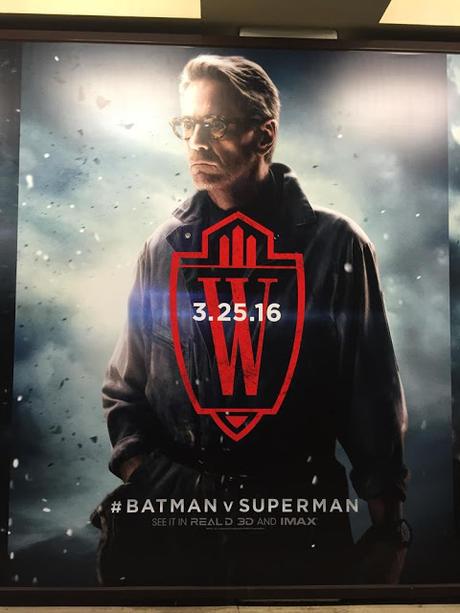 Amy Adams, Jesse Eisenberg y Jeremy Irons también protagonizan pósters de BATMAN V SUPERMAN