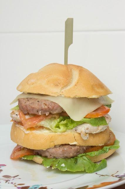 Hamburguesa bestial Hamburguesa bestial