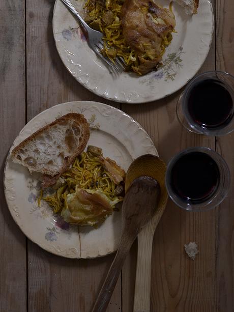 FIDEUA DE CARNE Y SETAS FIDEUA DE CARNE Y SETAS