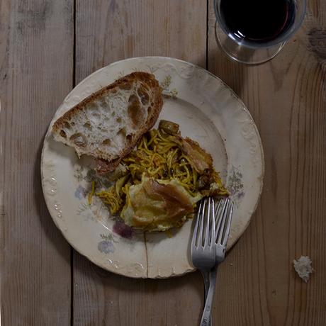 FIDEUA DE CARNE Y SETAS FIDEUA DE CARNE Y SETAS