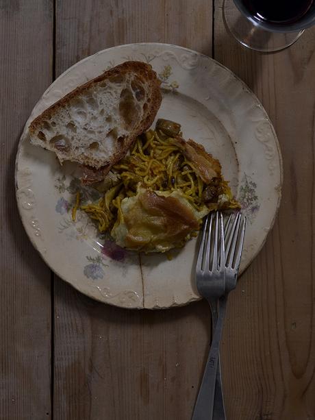 FIDEUA DE CARNE Y SETAS FIDEUA DE CARNE Y SETAS