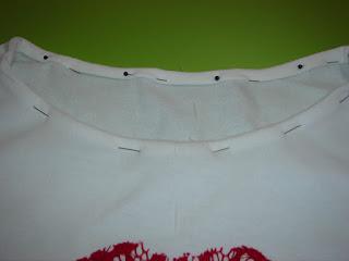 COMO HACER UNA CAMISETA BASICA CON APLICACION COMO HACER UNA CAMISETA BASICA CON APLICACION