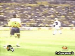 5 cosas que debe hacer Cuauhtémoc Blanco en su partido de despedida con el América cuauhtemoc blanco espalda