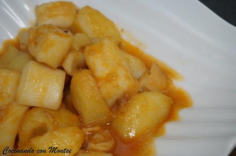 Guiso de sepia con patatas Guiso de sepia con patatas