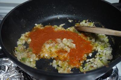 Guiso de sepia con patatas Guiso de sepia con patatas