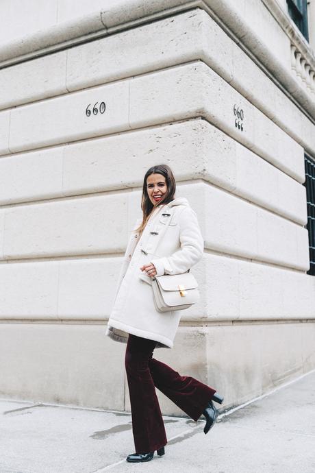 NYFW-New_York_Fashion_Week_Fall_2016-Tommy_Hilfiger-Duffle_Coat-Burgundy_Trousers-Jumper_Logomania-Street_Style-38