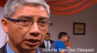 YO NO HE SIDO CONTRATADO PARA ELABORAR PROYECTOS DE ORDENANZAS… Aclara – Consultor del ex PNUD – Vicente Sánchez - en respuesta al consejero regional –Vladimir Rojas