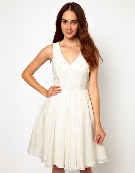 escotes: ¿cual me favorece mas? vestido escote en V