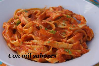 PASTA CON TOMATE PICANTE PASTA CON TOMATE PICANTE