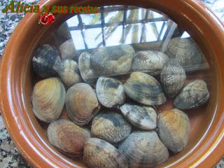 ALMEJAS EN SALSA DE SIDRA ALMEJAS EN SALSA DE SIDRA