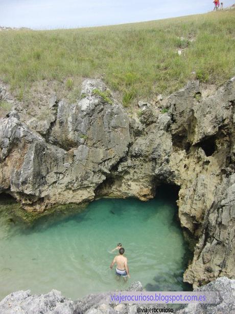 La Curiosa Playa Asturiana de las sorpresas: La Playa del Cobijeru La Curiosa Playa Asturiana de las sorpresas: La Playa del Cobijeru