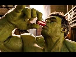 Coca-Cola junta a Hulk y al hombre hormiga