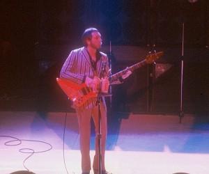 The Who, la banda británica de rock por excelencia John_Entwisle_1987