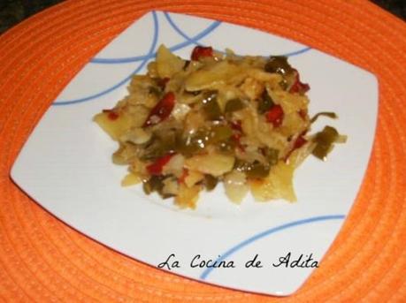 Fritada de patatas, pimientos y cebolla Fritada de patatas, pimientos y cebolla