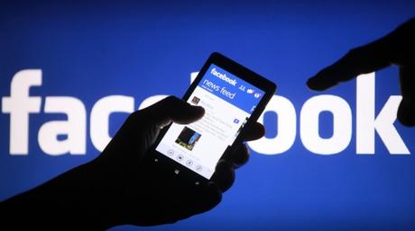 Facebook debe pagar 100.000 euros por violar derechos del consumidor Facebook debe pagar 100.000 euros por violar derechos del consumidor