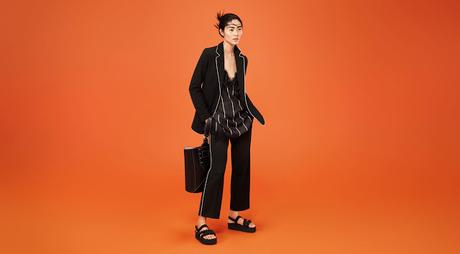 SOFT MINIMAL, NUEVO LOOKBOOK DE MANGO.-