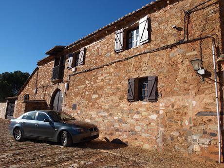 Ruta desde Toledo a Astorga, Castrillo de los Polvazares y vuelta por el castillo de Coca en Segovia.