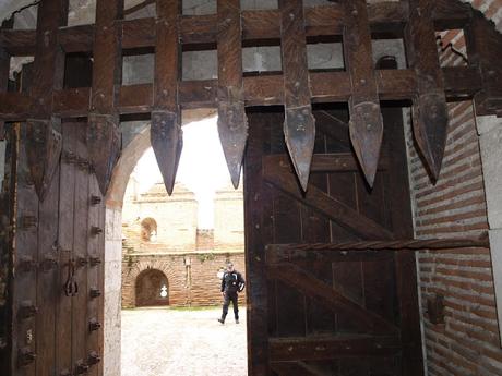 Ruta desde Toledo a Astorga, Castrillo de los Polvazares y vuelta por el castillo de Coca en Segovia.