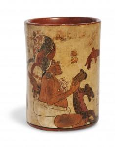 Exposición “Los Mayas: Dueños de la selva” Cubilete de cerámica, año 600-800 DC. Museo Nacional de Arqueología y Etnología, Guatemala