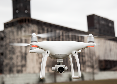DJI Phantom 4, ¿el drone mas “inteligente” del mercado? DJI_phantom_4_codigotech