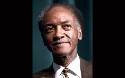 Muere Gil Hill, actor en  'Superdetective en Hollywood'