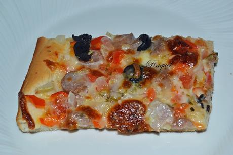 Pizza de Salchichas de Cerdo y Verduras