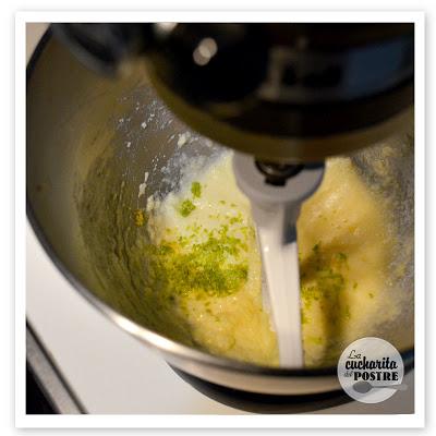 CUPCAKES DE LIMA-LIMON Y MERENGUE / MERINGUE, LIME AND LEMON CUPCAKES