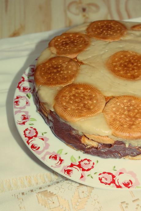 TARTA DE GALLETAS CON CHOCOLATE TARTA DE GALLETAS CON CHOCOLATE