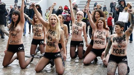 Yo tambien soy FEMEN. por manu medina