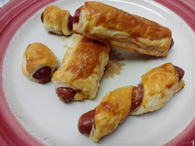 Salchichas en hojaldre Salchichas en hojaldre