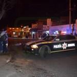 Fuertes vientos derriban árboles y postes en San Luis Potosí Fuertes vientos derriban árboles y postes en San Luis Potosí