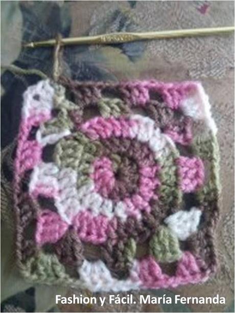 Convierte granny de redondo a cuadrado (From round to square: doily to granny square)