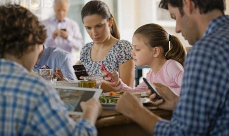 Cómo gestionar la relación de los hijos con la tecnología