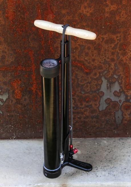 Lezyne prepara el lanzamiento de un par de bombas para cubiertas de fat bikes y tubeless Lezyne prepara el lanzamiento de un par de bombas para cubiertas de fat bikes y tubeless