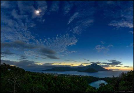 Sol oscuro sobre Ternate