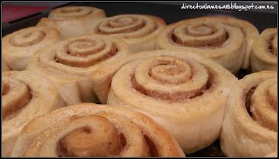 Rollos de canela (Cinnamon rolls) Rollos de canela (Cinnamon rolls)