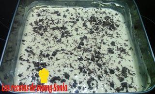 BIZCOCHO CON TROCITOS DE CHOCOLATE EN THERMOMIX BIZCOCHO CON TROCITOS DE CHOCOLATE EN THERMOMIX