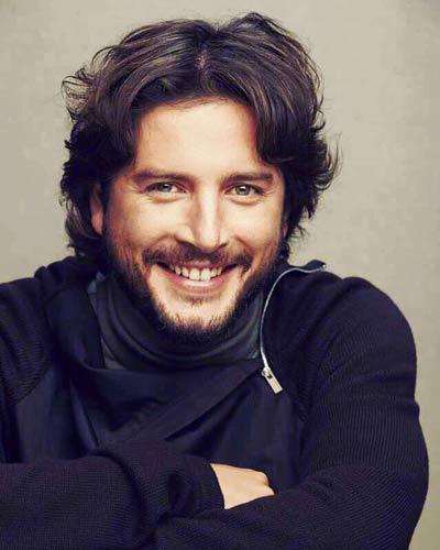 Manuel Carrasco publica el videoclip de su nuevo single, ‘Uno x Uno’ Nuevo single de Manuel Carrasco