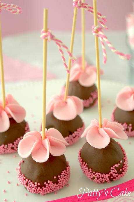 Cómo hacer flores sencillas de fondant, el rosa nuestro color Cómo hacer flores sencillas de fondant, el rosa nuestro color