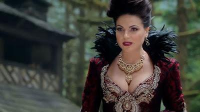 Regina (Lana Parrilla)