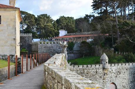 Cuaderno de Viaje.Castillo de Monterreal. Baiona. Pontevedra Cuaderno de Viaje.Castillo de Monterreal. Baiona. Pontevedra