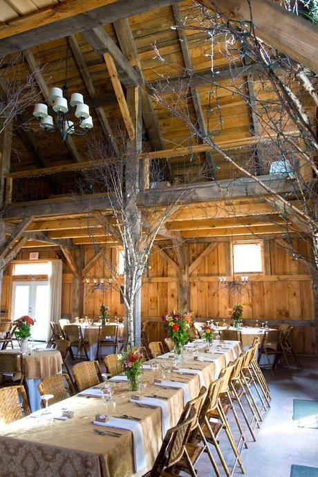 Una Boda Campestre con Tractor Incluido. Una Boda Campestre con Tractor Incluido.