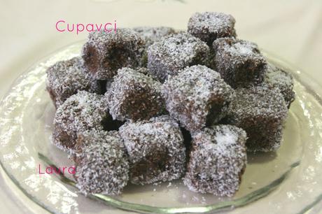 CUADRADITOS DE CHOCOLATE Y COCO CROATAS (CUPAVCI)