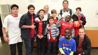 Cristiano Ronaldo solidario con los niños sirios