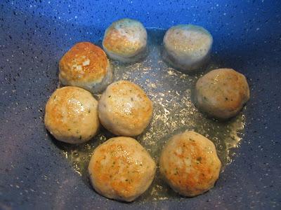 Albóndigas de pollo en salsa olla GM Albóndigas de pollo en salsa olla GM