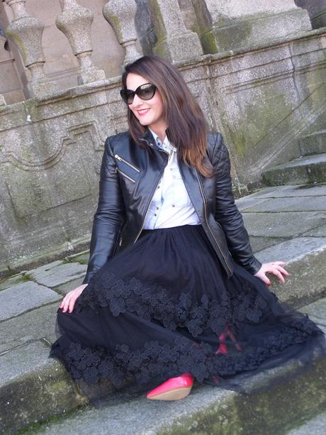 Hada skirt + Red shoes
