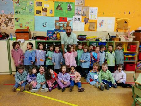 Los oficios de nuestros papás: Juan es diseñador gráfico IMG_20160314_101838 (Copiar)